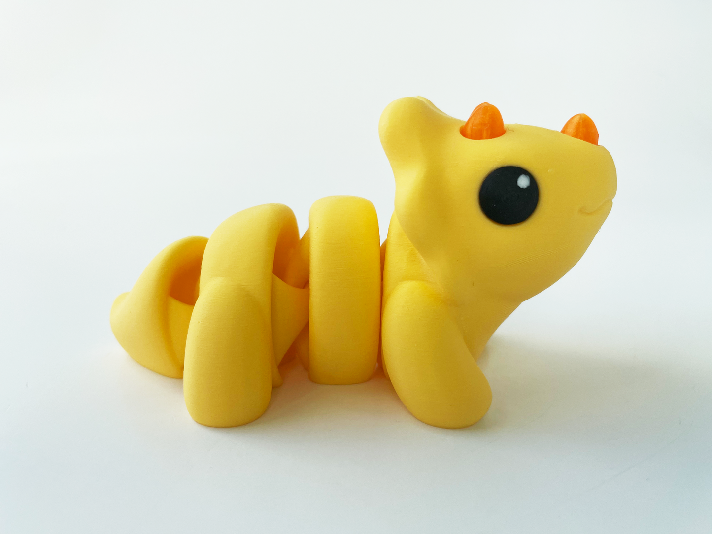 ZOU's Baby Yellow Triceratops Dino Fidget Toy - High-Quality 3D Printed Articulated Dinosaur for Indoor & Outdoor & Stress Relief Play