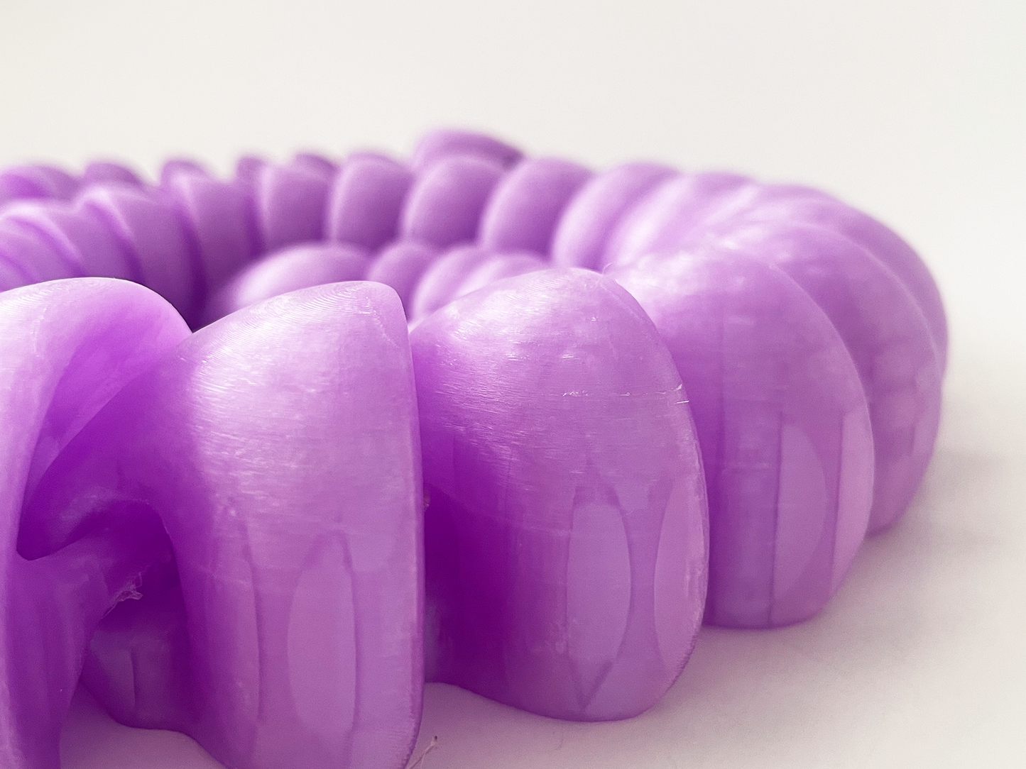 ZOU's Large Translucent Purple Boa Snake Toy - High-Quality 3D-Printed Articulated Buddy with Tiki-Taka Noise for Indoor and Outdoor Play