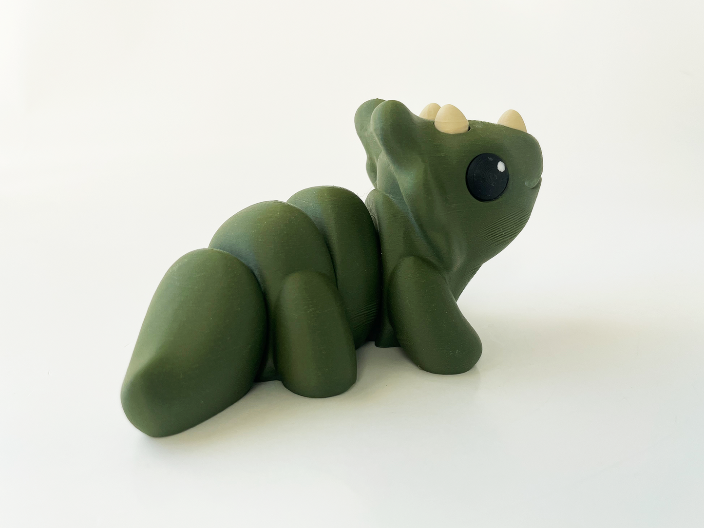 ZOU's Baby Dark Green Triceratops Dino Fidget Toy - High-Quality 3D Printed Articulated Dinosaur for Indoor & Outdoor & Stress Relief Play