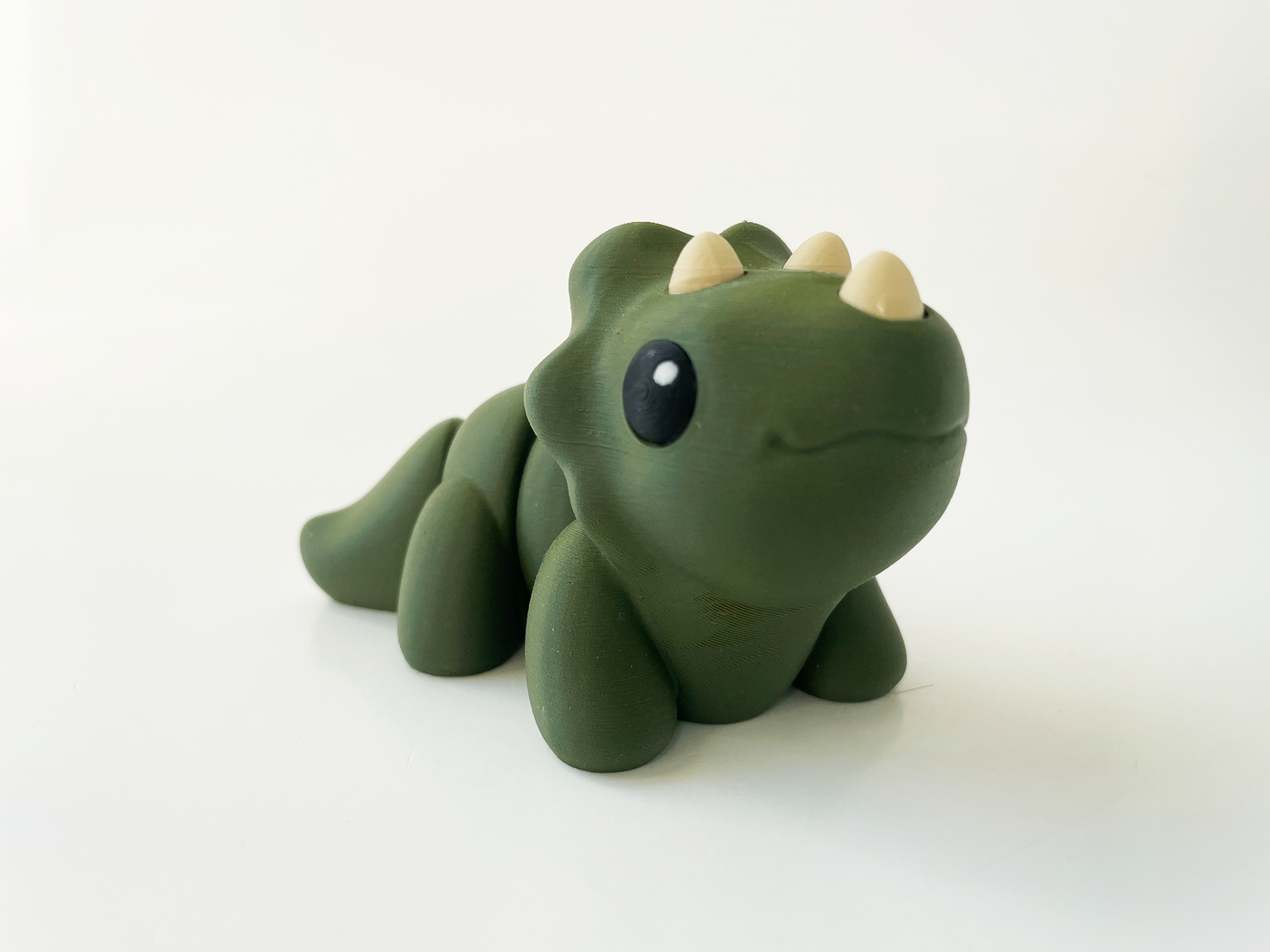 ZOU's Baby Dark Green Triceratops Dino Fidget Toy - High-Quality 3D Printed Articulated Dinosaur for Indoor & Outdoor & Stress Relief Play