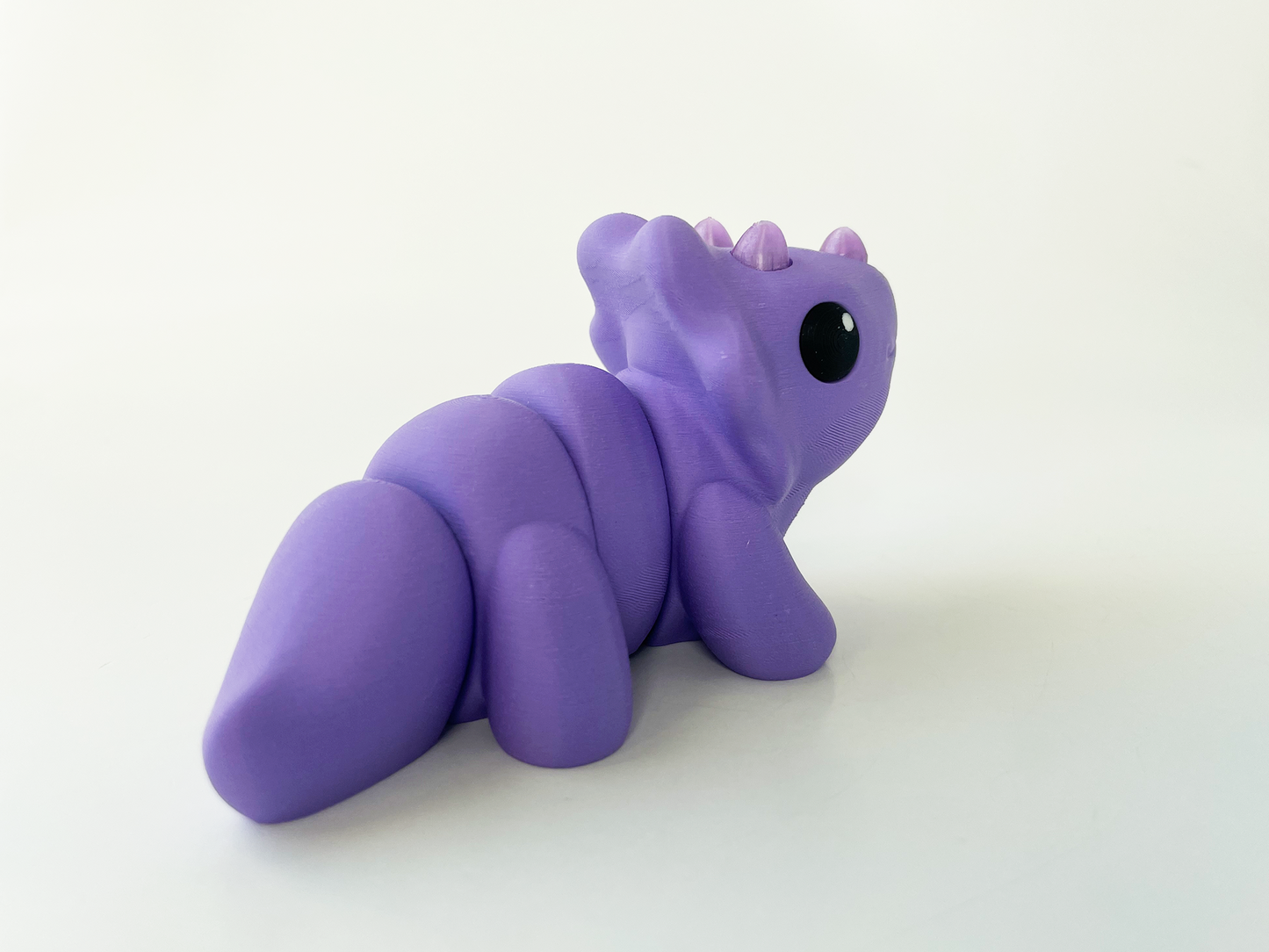 ZOU's Baby Purple Triceratops Dino Fidget Toy - High-Quality 3D Printed Articulated Dinosaur for Indoor & Outdoor & Stress Relief Play