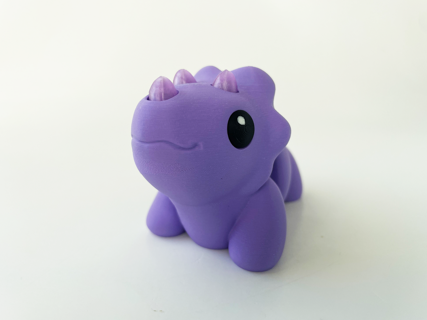 ZOU's Baby Purple Triceratops Dino Fidget Toy - High-Quality 3D Printed Articulated Dinosaur for Indoor & Outdoor & Stress Relief Play
