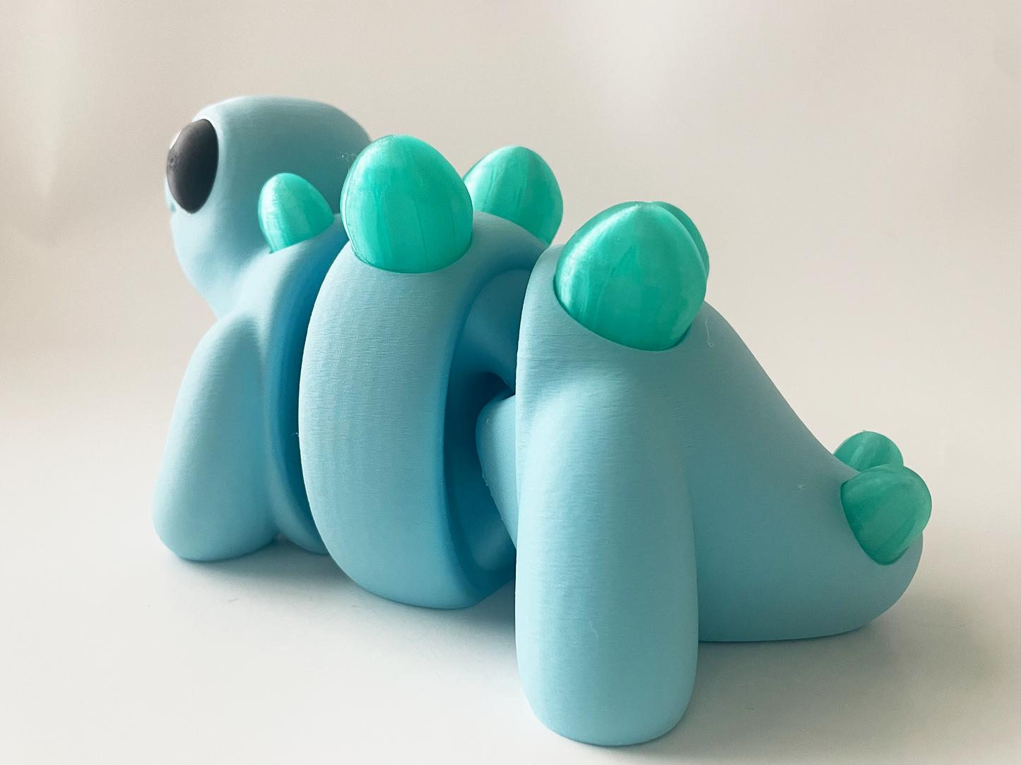 ZOU's BIG Blue Stegosaurus Dino Fidget Toy - High-Quality 3D Printed Articulated Dinosaur for Indoor & Outdoor & Stress Relief Play