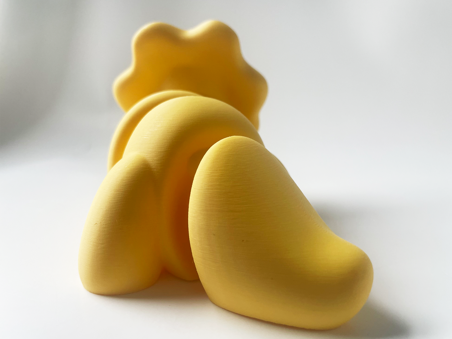 ZOU's BIG Yellow Triceratops Dino Fidget Toy - High-Quality 3D Printed Articulated Dinosaur for Indoor & Outdoor Stress Relief Play