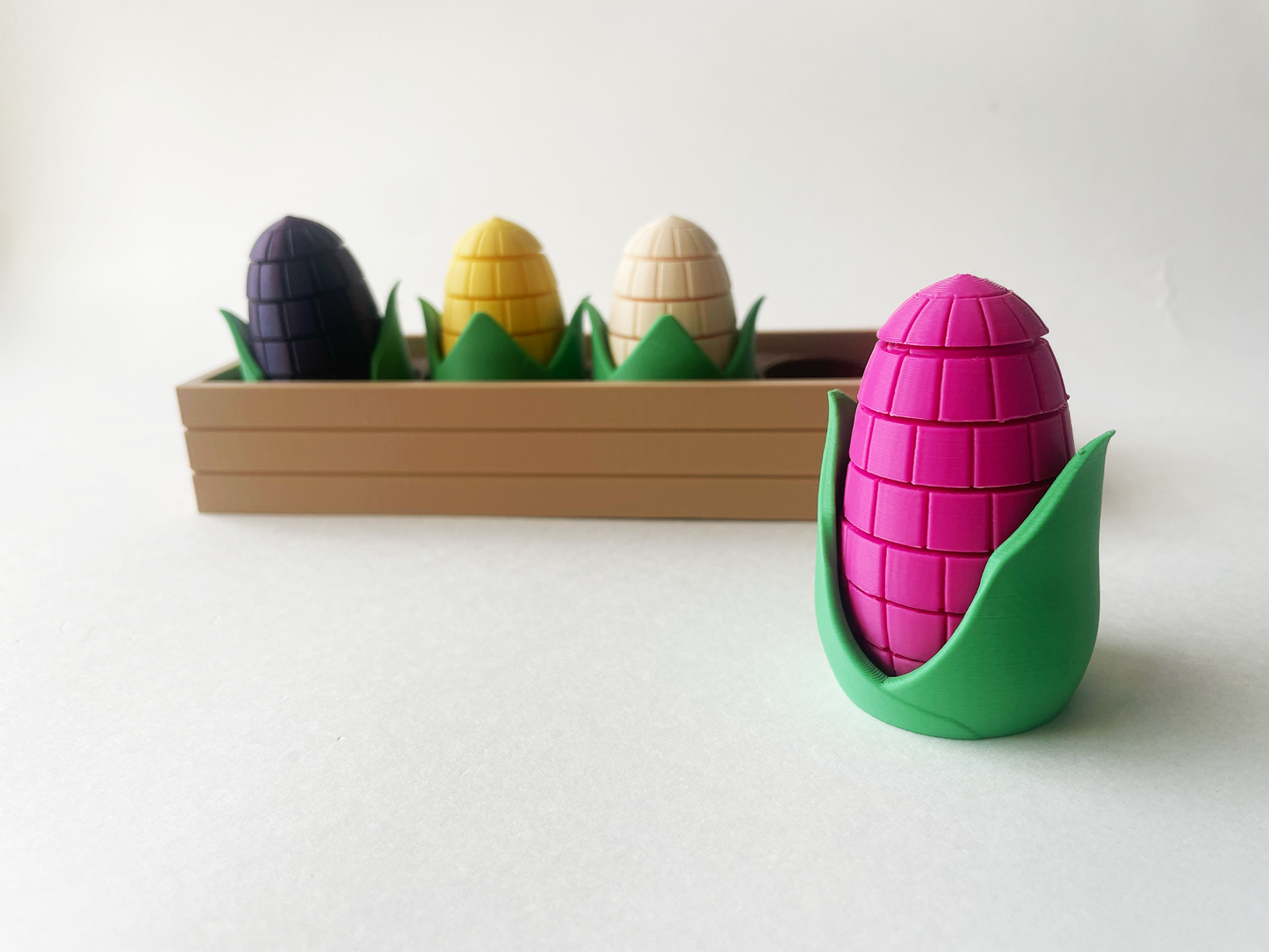 Mom's Peruvian Corn Garden Set on a Linear Plate - Articulated Garden for Tabletop Tactile Play & Stress Relief