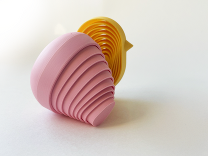 Mom’s Easter Chick & Egg Fidget Toy- Set of 2- High-Quality 3D Printed Articulated Easter Toys for Tabletop Tactile Play
