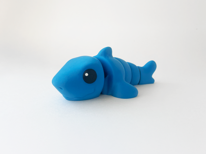 ZOU's Blue Shark Fidget Toy - Medium High-Quality 3D-Printed Articulated Buddy with Tiki-Taka Noise for Indoor and Outdoor Play Stress Relief