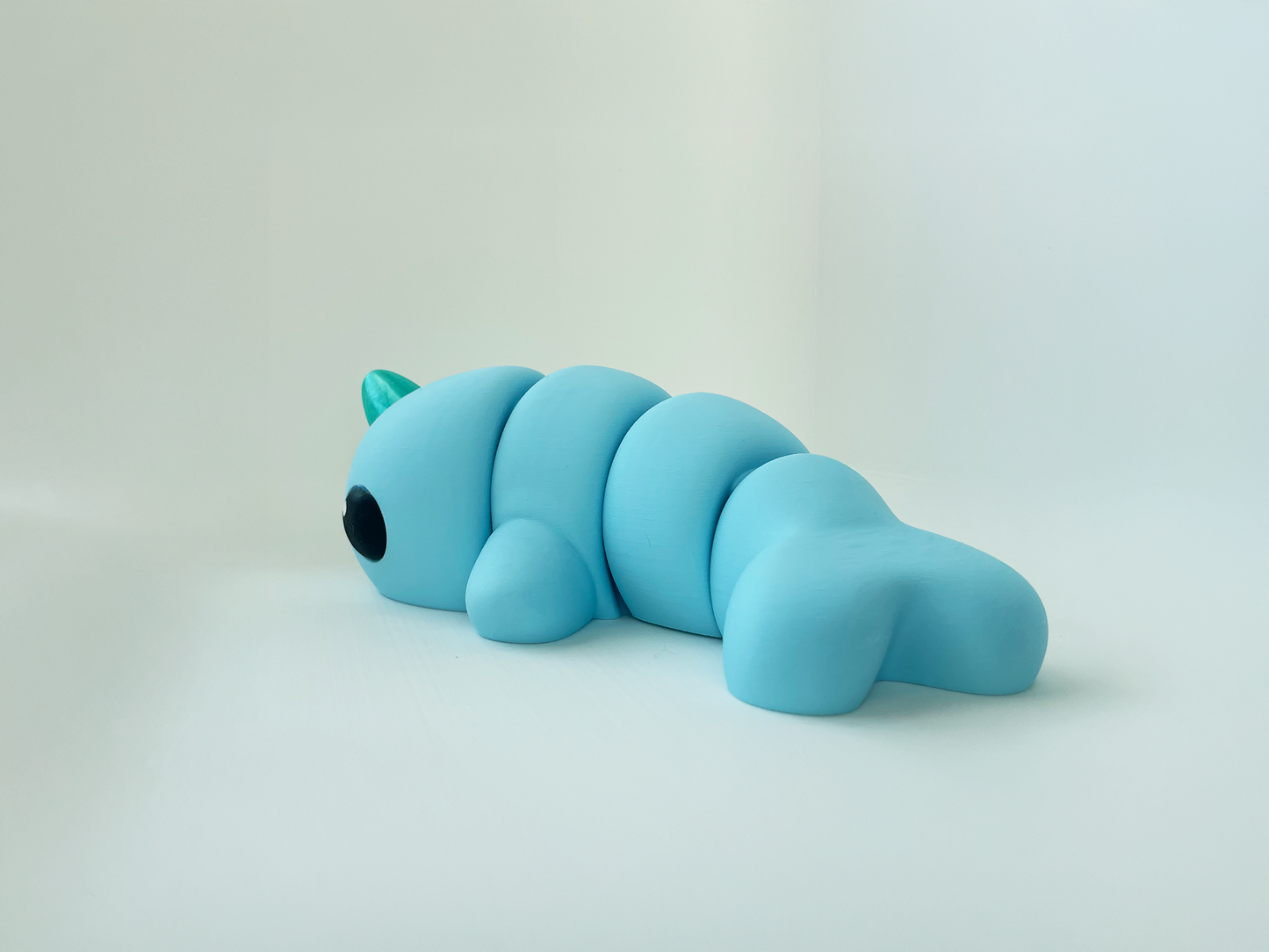 Zou's Blue Narwhal Fidget Toy- - High-Quality 3D Printed Articulated Whale for Tabletop Tactile Play & Stress Relief
