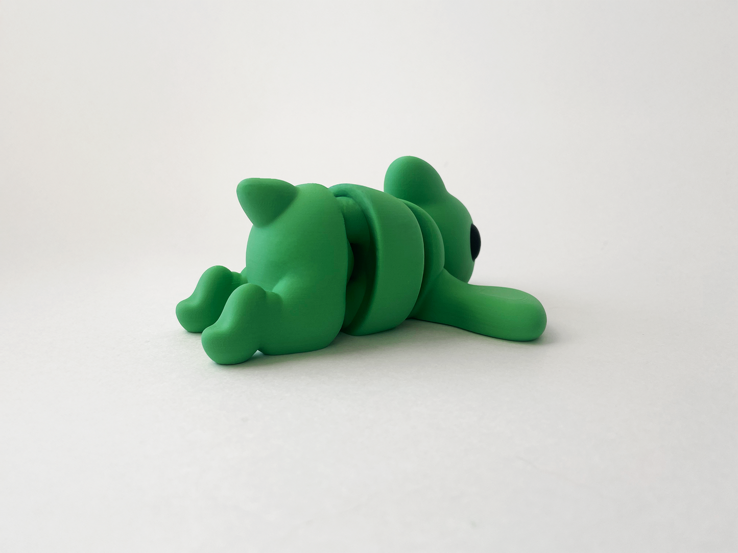 Zou's Large Green Pterodactyl Fidget Toy- - High-Quality 3D Printed Articulated Pterodactyl for Tabletop Tactile Play & Stress Relief
