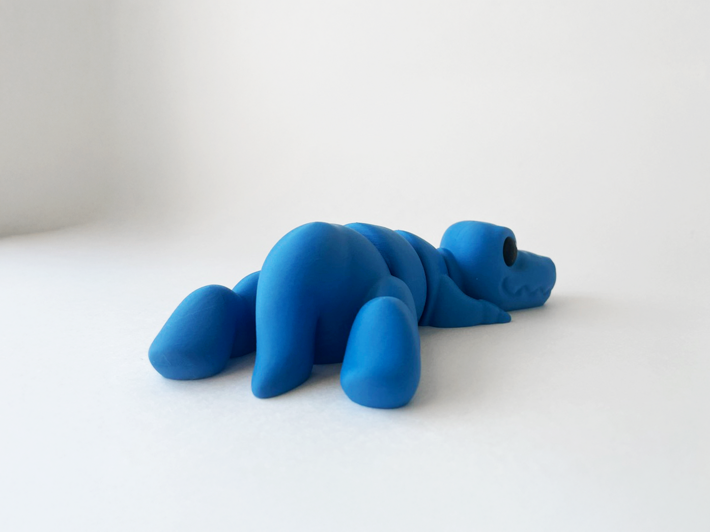 ZOU's Blue T-Rex Dino Fidget Toy - Medium High-Quality 3D-Printed Articulated Buddy with Tiki-Taka Noise for Indoor and Outdoor Play & Stress Relief