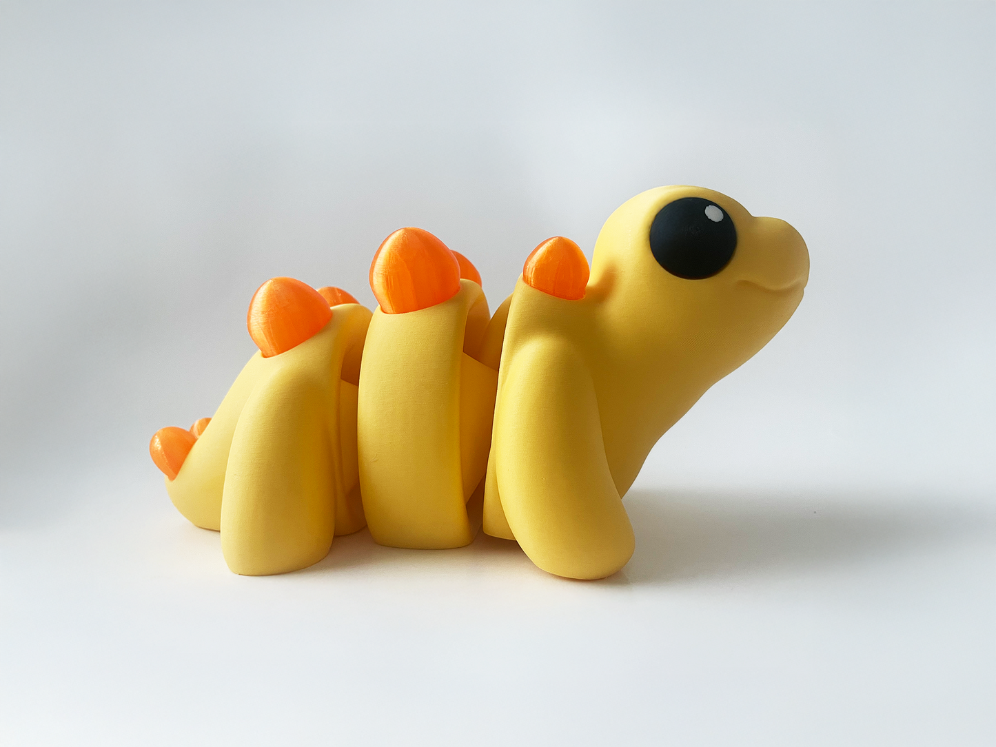ZOU's BIG Yellow Stegosaurus Dino Fidget Toy - High-Quality 3D Printed Articulated Dinosaur for Indoor & Outdoor & Stress Relief Play