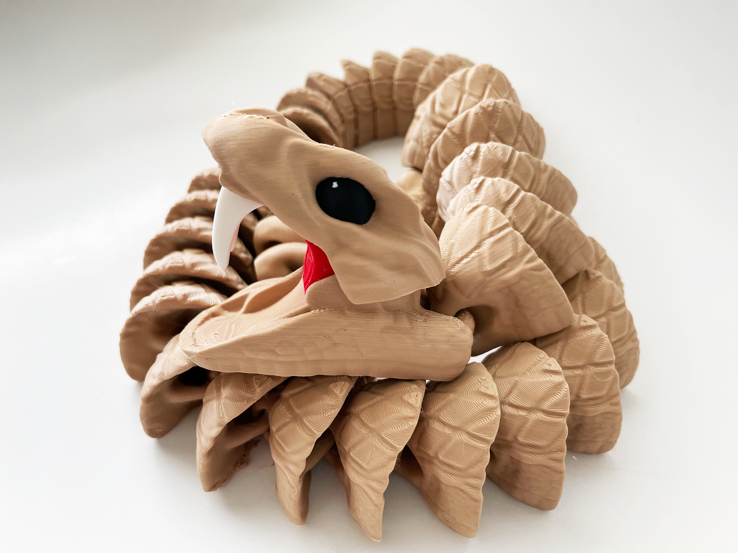Tom's Big Brown Rattle Snake Massive Fidget Toy - High-Quality 3D-Printed Articulated Snake with Tiki-Taka Noise for Indoor and Outdoor Play
