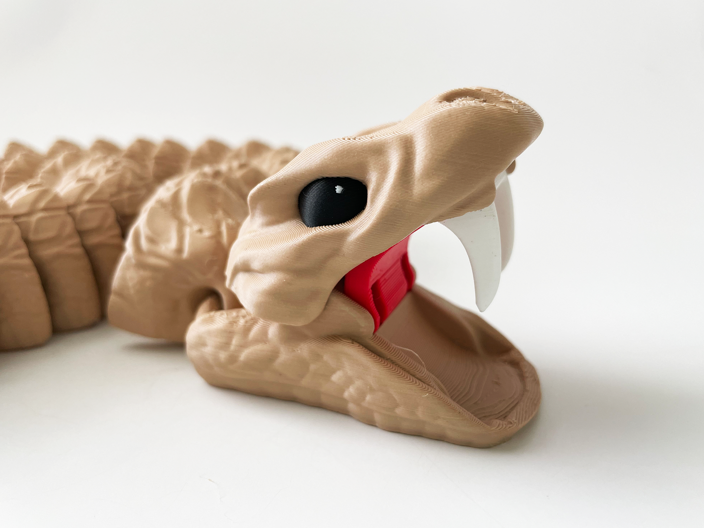 Tom's Big Brown Rattle Snake Massive Fidget Toy - High-Quality 3D-Printed Articulated Snake with Tiki-Taka Noise for Indoor and Outdoor Play