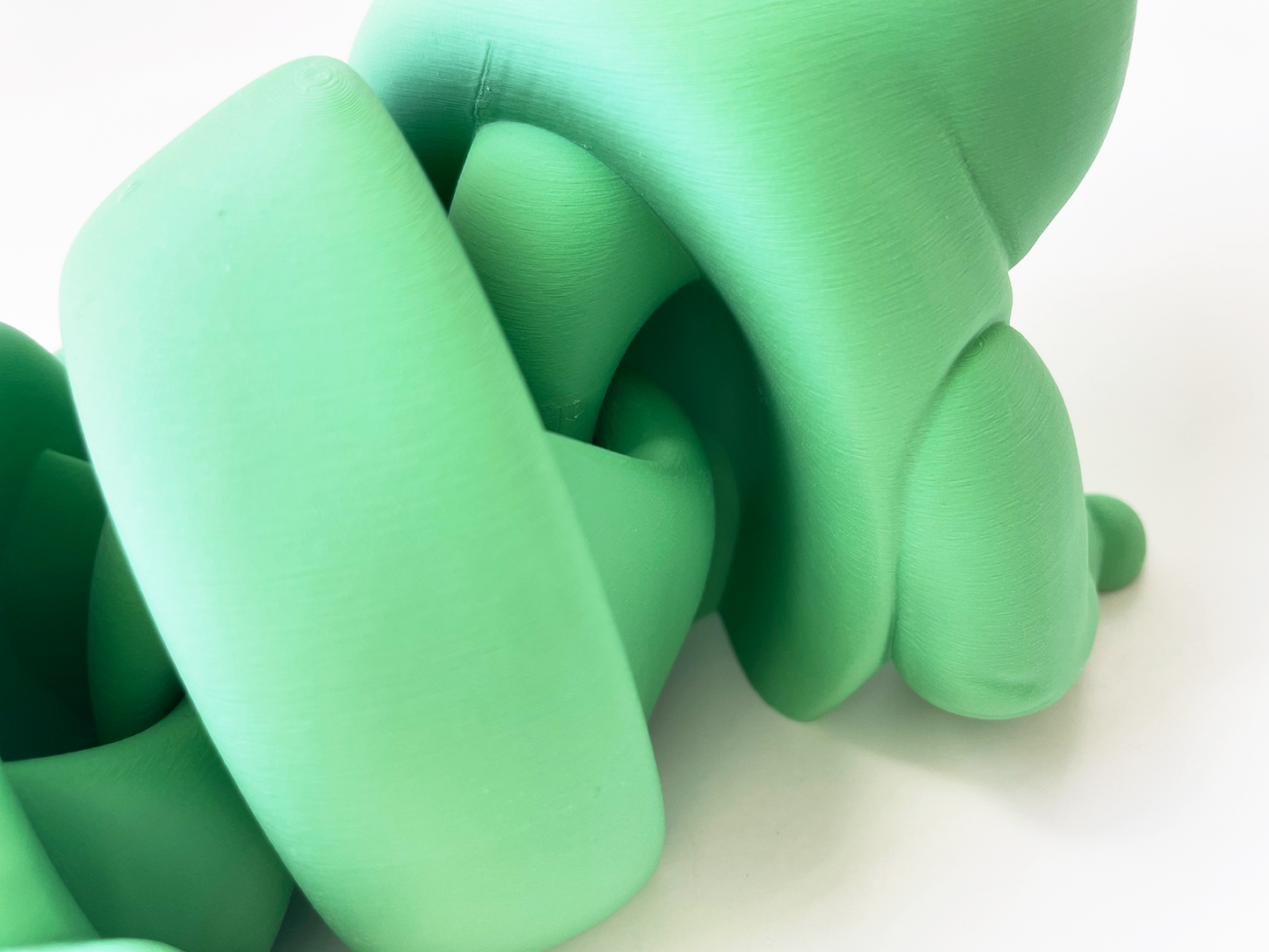 ZOU's BIG Green Frog Fidget Toy - Large High-Quality 3D Printed Articulated Froggy for Indoor & Outdoor & Stress Relief Play