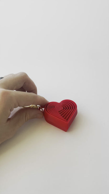 Mom’s Layered Heart Fidget Toy Keychain- High-Quality 3D Printed Keychain Heart for your loved ones