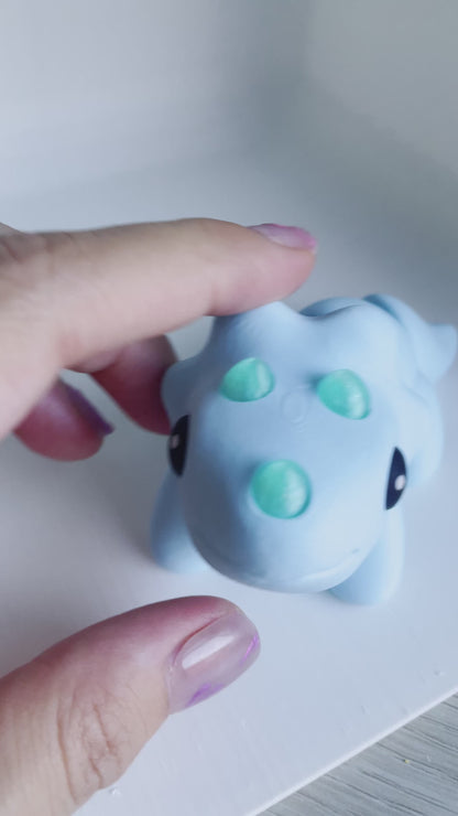 ZOU's Baby Blue Triceratops Dino Fidget Toy - High-Quality 3D Printed Articulated Dinosaur for Indoor & Outdoor & Stress Relief Play