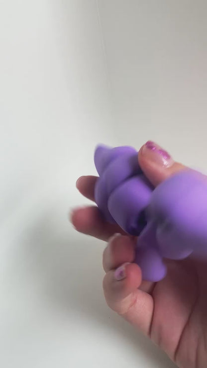ZOU's Baby Purple Brontosaurus Fidget Toy - High-Quality 3D Printed Articulated Brontosaurus Dinosaur for Indoor & Outdoor Stress Relief Play (Copy)